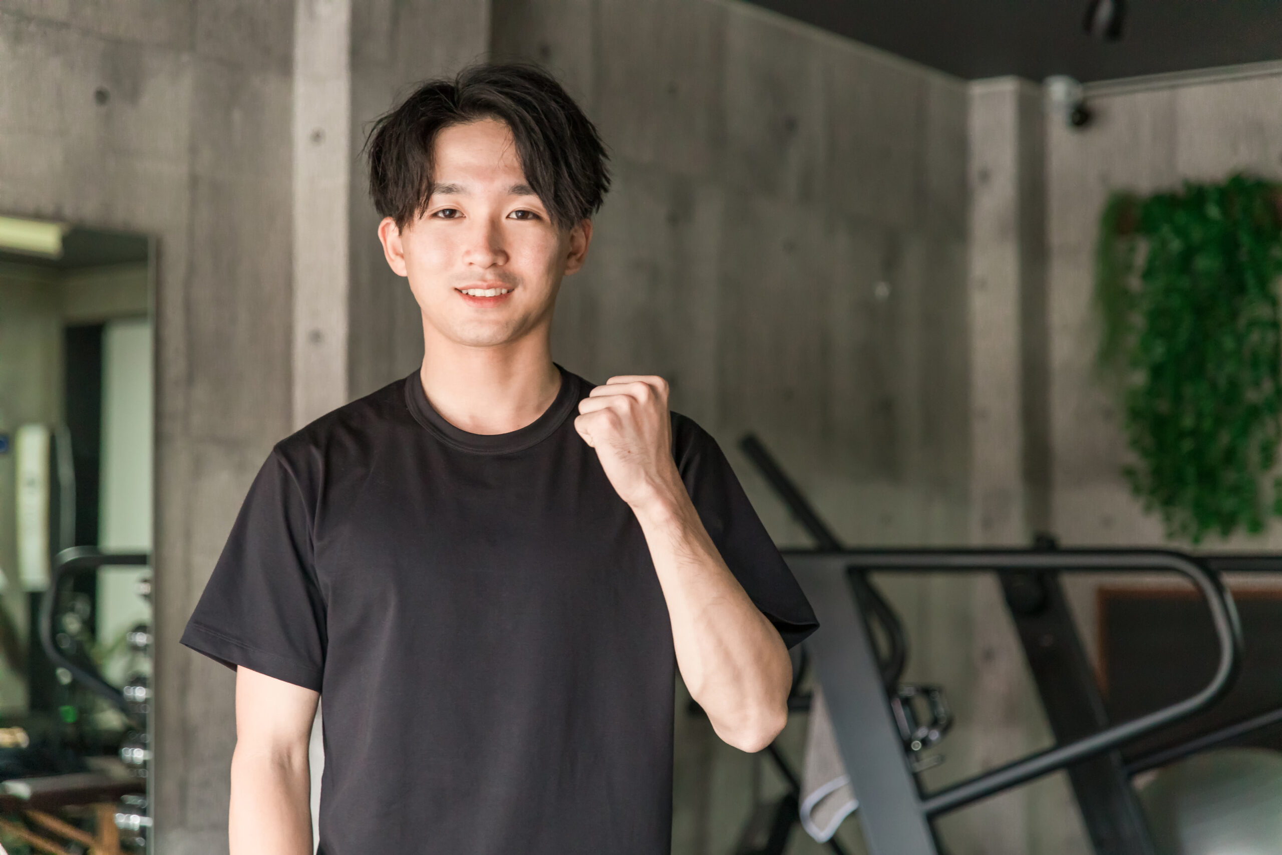 トレーニング成果に手応えを感じる男性